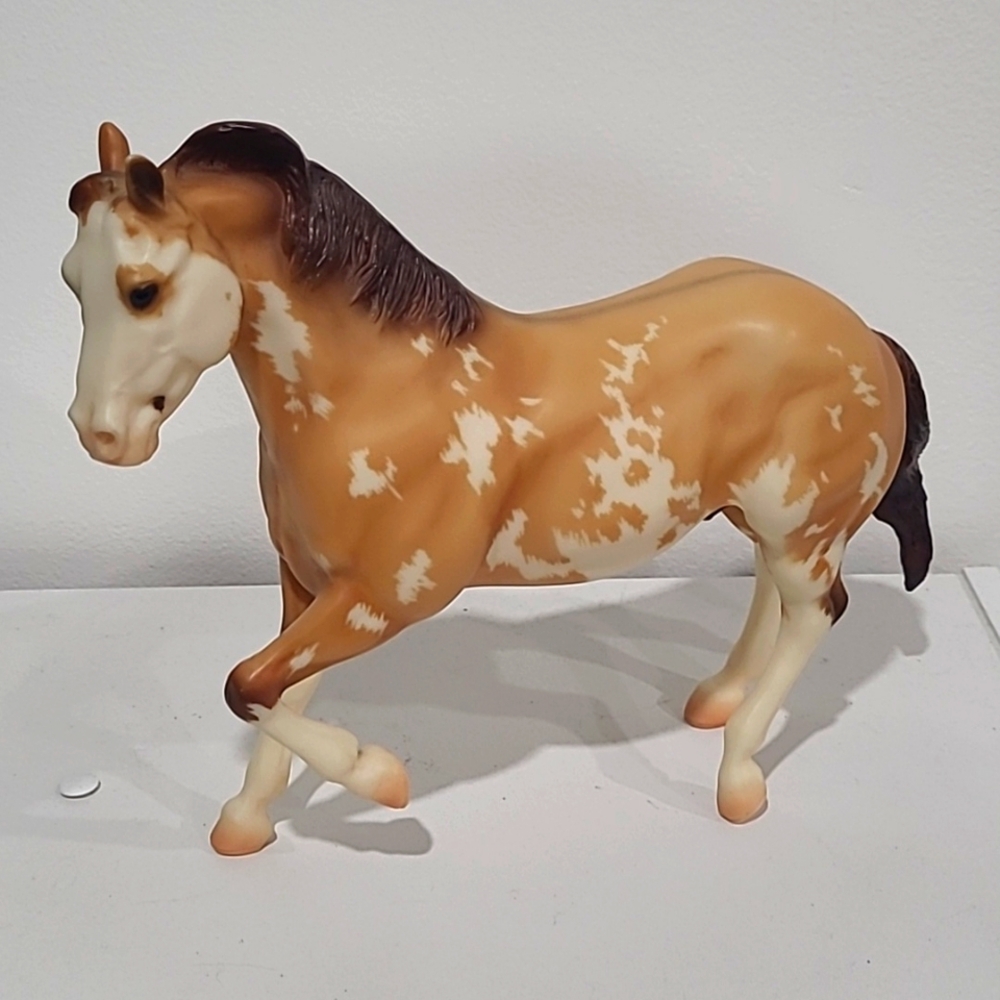 Breyer Salpicado